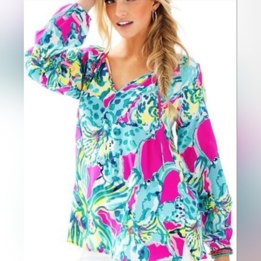 Lilly Pulitzer Willa Blouse in Magenta Hottie - Abstract Floral- Tunic - Size XL